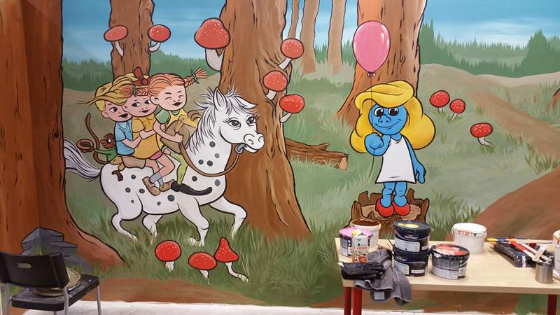 Måleri - Skyltar & Reklam - 130 Måleri av Barnrum